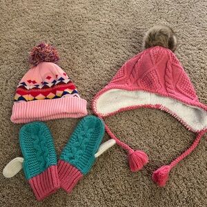 Hanna Andersson winter hats and Mini Boden Mittens . Size M .